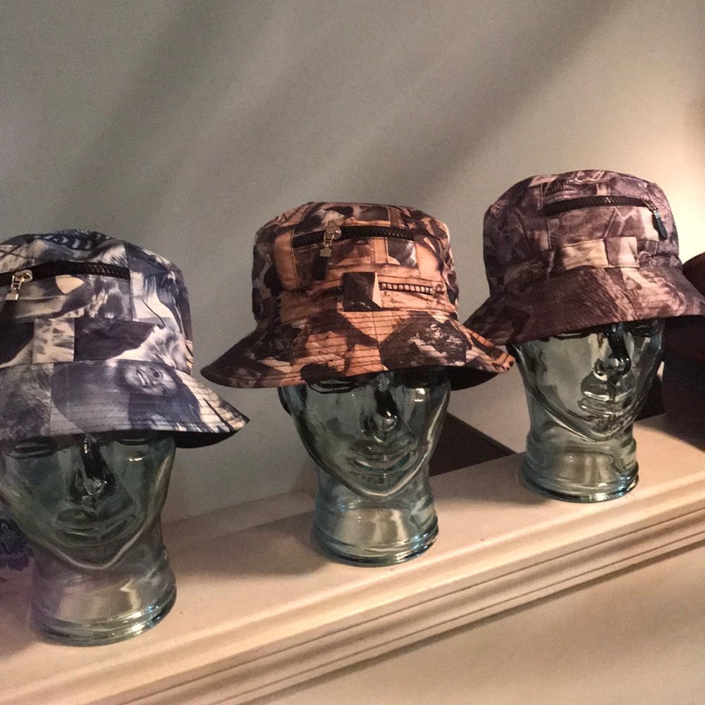 Lot of three bucket caps (unisex)